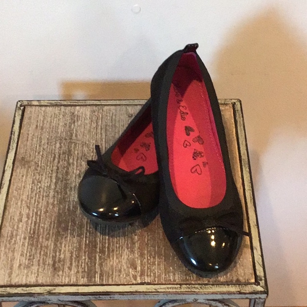 Girls Olive and Edie Black ballet shoes NWOT